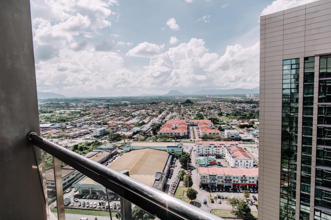 Haus 1 @ Imperial Suites Kuching Exterior photo